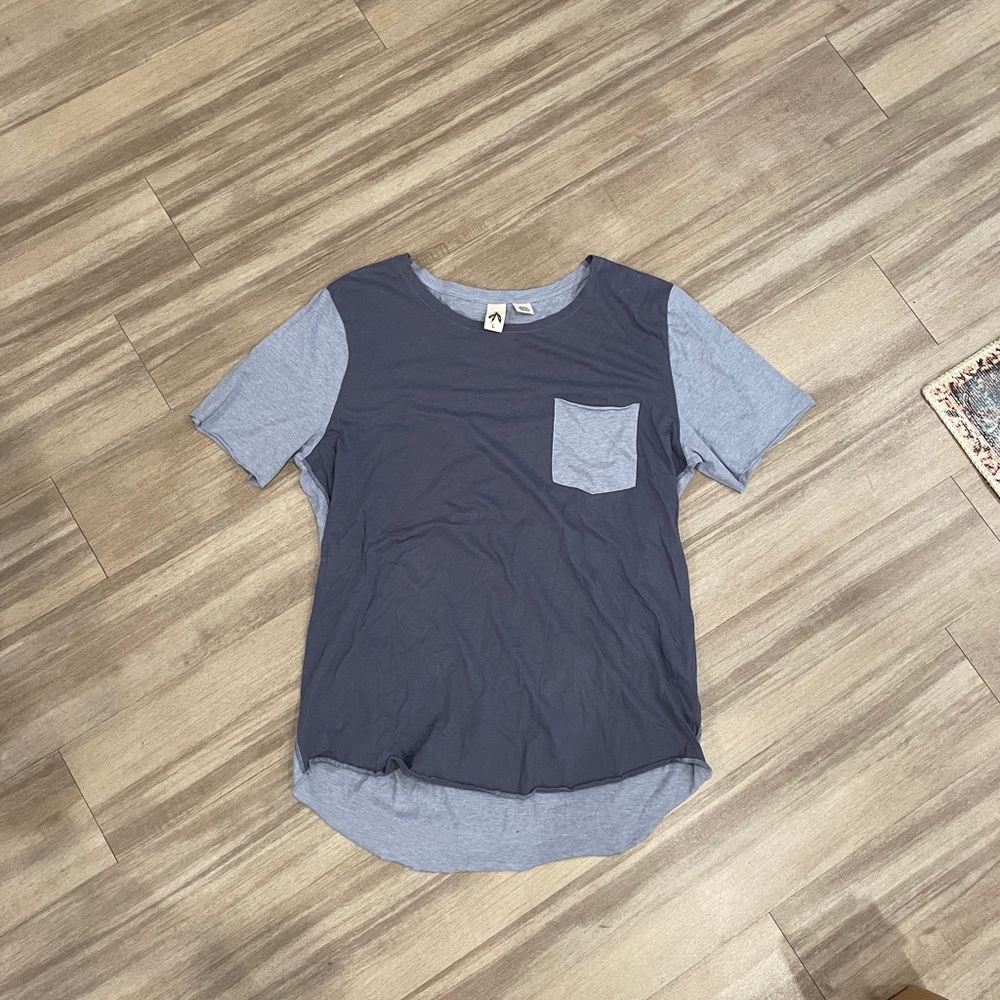 Feathers two tone tshirt